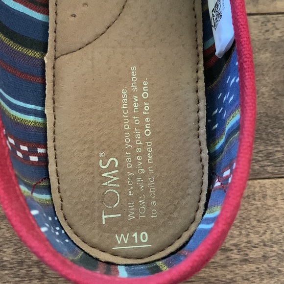 NWOT  Ladies / Toms - Picture 4 of 7